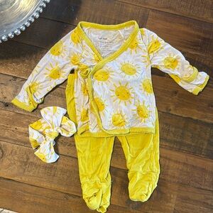 Little sleepies set with headband sunshine